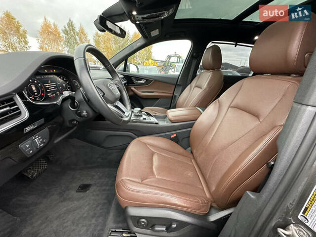 Ауди Ку 7 2019 в Луцке на Automoto.ua Серый Ауди Ку 7, объемом двигателя 3 л и пробегом 158 тыс. км за 23500 $, фото 9 на Automoto.ua