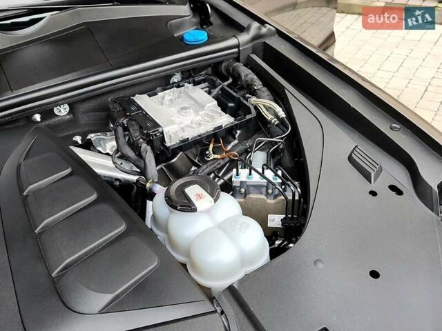 Серый Ауди Ку 7, объемом двигателя 1.98 л и пробегом 59 тыс. км за 32500 $, фото 49 на Automoto.ua