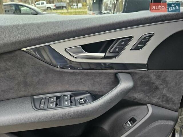 Сірий Ауді Ку 7, об'ємом двигуна 2.97 л та пробігом 71 тис. км за 52490 $, фото 18 на Automoto.ua