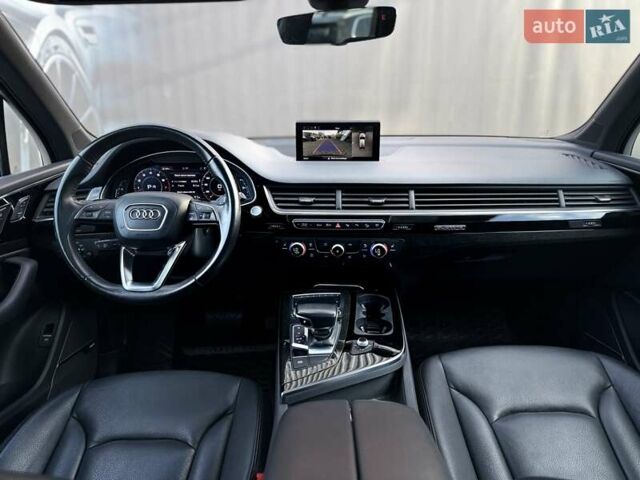 Серый Ауди Ку 7, объемом двигателя 3 л и пробегом 205 тыс. км за 23900 $, фото 54 на Automoto.ua