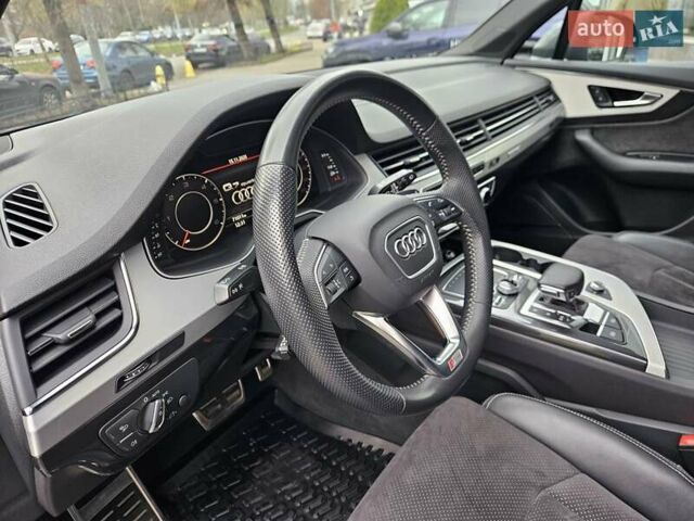 Сірий Ауді Ку 7, об'ємом двигуна 2.97 л та пробігом 71 тис. км за 52490 $, фото 22 на Automoto.ua