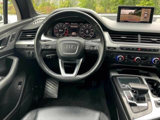 Сірий Ауді Ку 7, об'ємом двигуна 2 л та пробігом 32 тис. км за 13000 $, фото 8 на Automoto.ua