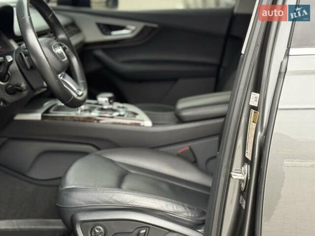 Ауді Ку 7 2019 у Белой Церкве на Automoto.ua Сірий Ауді Ку 7, об'ємом двигуна 2 л та пробігом 139 тис. км за 28999 $, фото 33 на Automoto.ua
