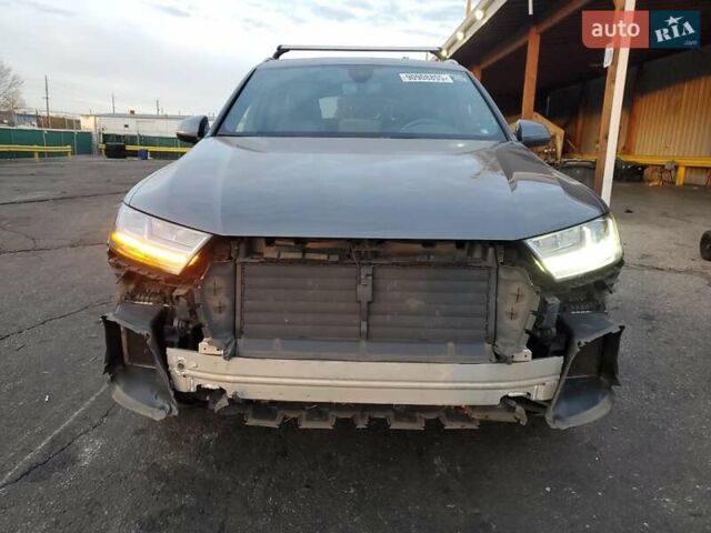 Серый Ауди Ку 7, объемом двигателя 3 л и пробегом 90 тыс. км за 9000 $, фото 4 на Automoto.ua