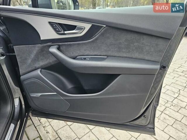 Сірий Ауді Ку 7, об'ємом двигуна 2.97 л та пробігом 71 тис. км за 52490 $, фото 38 на Automoto.ua