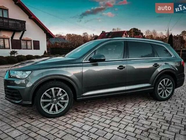 Серый Ауди Ку 7, объемом двигателя 3 л и пробегом 105 тыс. км за 32500 $, фото 4 на Automoto.ua