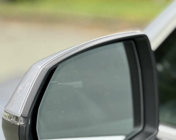 Серый Ауди Ку 7, объемом двигателя 2 л и пробегом 136 тыс. км за 25900 $, фото 31 на Automoto.ua