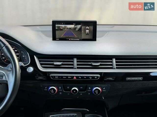 Серый Ауди Ку 7, объемом двигателя 3 л и пробегом 205 тыс. км за 23900 $, фото 60 на Automoto.ua