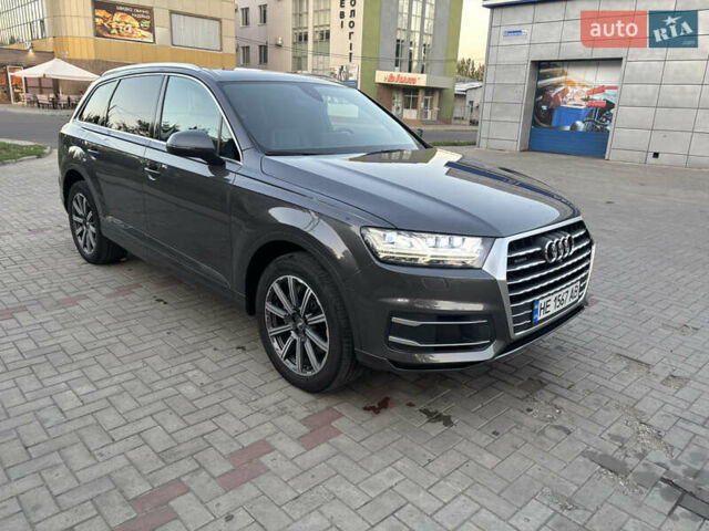 Сірий Ауді Ку 7, об'ємом двигуна 1.98 л та пробігом 92 тис. км за 34700 $, фото 10 на Automoto.ua