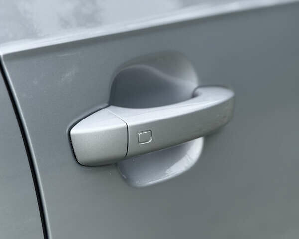 Серый Ауди Ку 7, объемом двигателя 2 л и пробегом 136 тыс. км за 25900 $, фото 26 на Automoto.ua