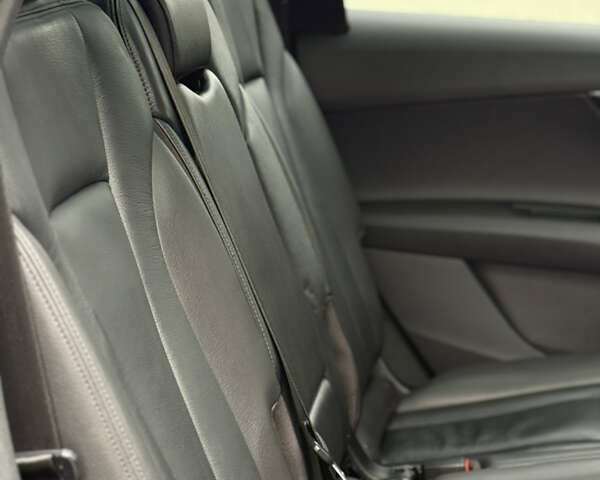 Серый Ауди Ку 7, объемом двигателя 2 л и пробегом 136 тыс. км за 25900 $, фото 82 на Automoto.ua