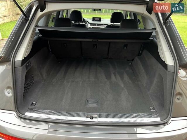 Серый Ауди Ку 7, объемом двигателя 2.97 л и пробегом 227 тыс. км за 44200 $, фото 50 на Automoto.ua