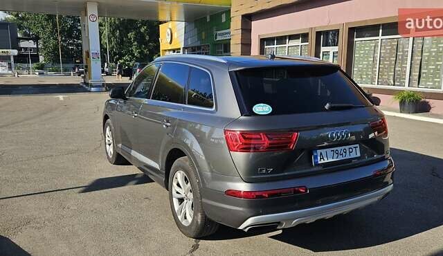 Серый Ауди Ку 7, объемом двигателя 1.98 л и пробегом 155 тыс. км за 28700 $, фото 5 на Automoto.ua