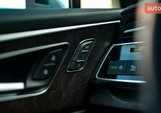 Серый Ауди Ку 7, объемом двигателя 3 л и пробегом 185 тыс. км за 40000 $, фото 23 на Automoto.ua