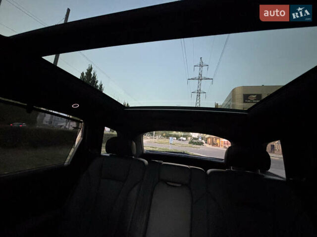 Сірий Ауді Ку 7, об'ємом двигуна 1.98 л та пробігом 92 тис. км за 34700 $, фото 23 на Automoto.ua