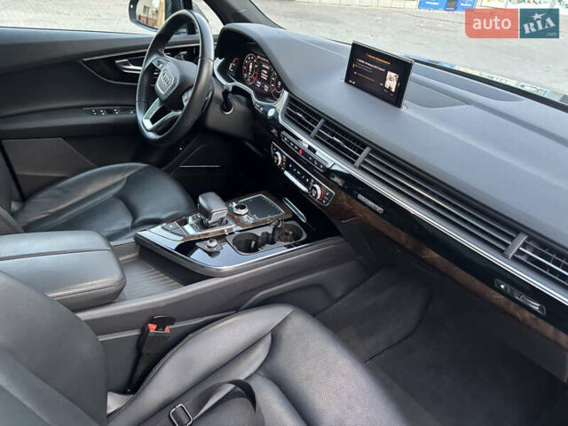 Сірий Ауді Ку 7, об'ємом двигуна 1.98 л та пробігом 92 тис. км за 34700 $, фото 19 на Automoto.ua