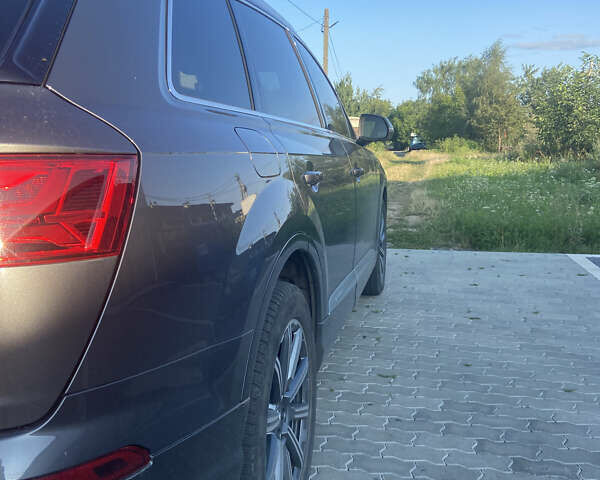 Серый Ауди Ку 7, объемом двигателя 1.98 л и пробегом 90 тыс. км за 38000 $, фото 2 на Automoto.ua