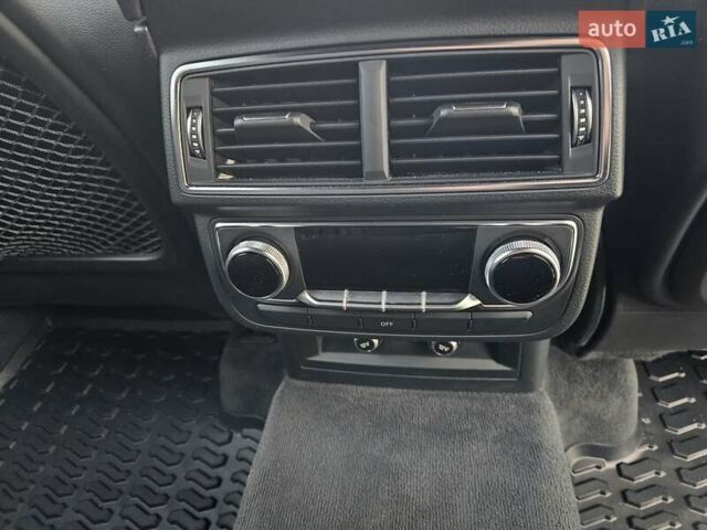 Сірий Ауді Ку 7, об'ємом двигуна 2.97 л та пробігом 71 тис. км за 52490 $, фото 37 на Automoto.ua