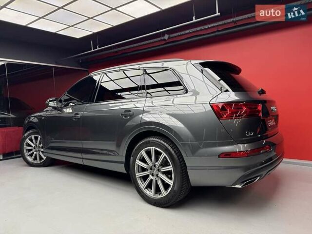 Ауди Ку 7 2019 в Киеве на Automoto.ua Серый Ауди Ку 7, объемом двигателя 3 л и пробегом 100 тыс. км за 48500 $, фото 19 на Automoto.ua