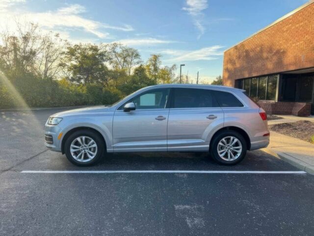 Серый Ауди Ку 7, объемом двигателя 3 л и пробегом 49 тыс. км за 9100 $, фото 4 на Automoto.ua