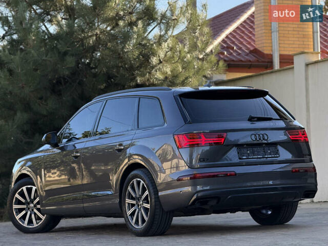 Серый Ауди Ку 7, объемом двигателя 2.97 л и пробегом 140 тыс. км за 48998 $, фото 7 на Automoto.ua