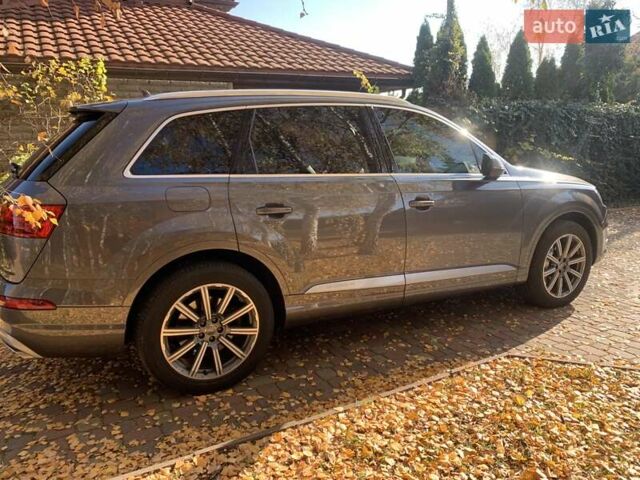 Сірий Ауді Ку 7, об'ємом двигуна 2 л та пробігом 125 тис. км за 33500 $, фото 2 на Automoto.ua