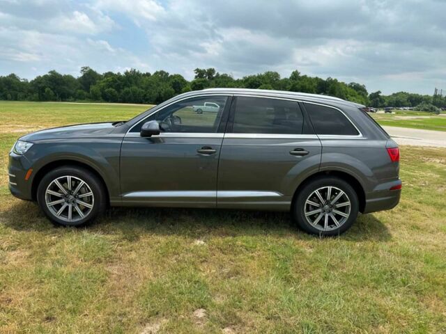 Сірий Ауді Ку 7, об'ємом двигуна 2 л та пробігом 48 тис. км за 16300 $, фото 3 на Automoto.ua