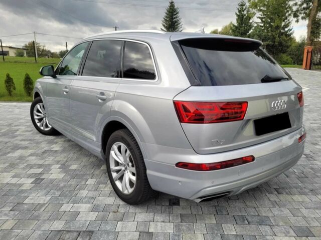 Серый Ауди Ку 7, объемом двигателя 3 л и пробегом 136 тыс. км за 16500 $, фото 4 на Automoto.ua