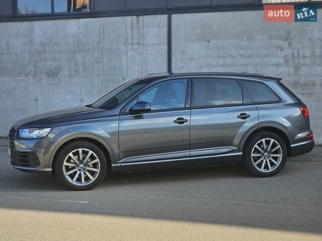 Серый Ауди Ку 7, объемом двигателя 2.97 л и пробегом 109 тыс. км за 53000 $, фото 4 на Automoto.ua