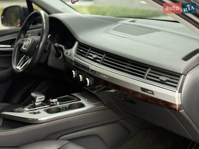 Ауді Ку 7 2019 у Белой Церкве на Automoto.ua Сірий Ауді Ку 7, об'ємом двигуна 2 л та пробігом 139 тис. км за 28999 $, фото 36 на Automoto.ua