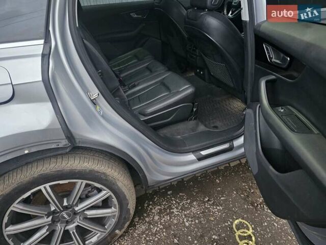 Серый Ауди Ку 7, объемом двигателя 3 л и пробегом 205 тыс. км за 18100 $, фото 14 на Automoto.ua