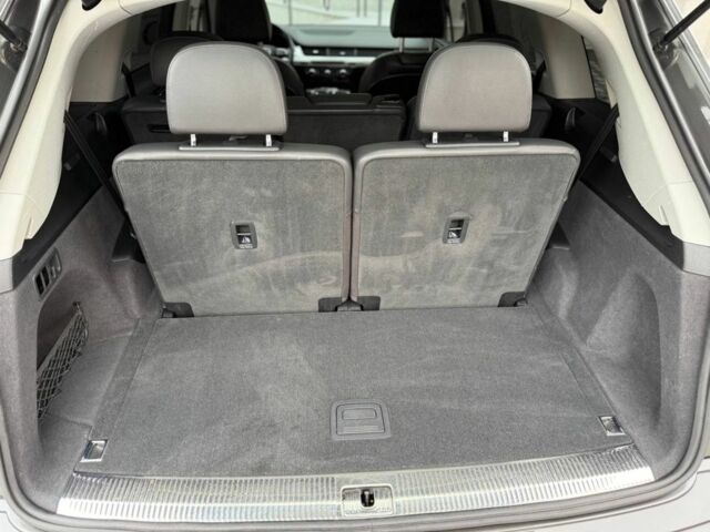 Серый Ауди Ку 7, объемом двигателя 2 л и пробегом 128 тыс. км за 27500 $, фото 7 на Automoto.ua