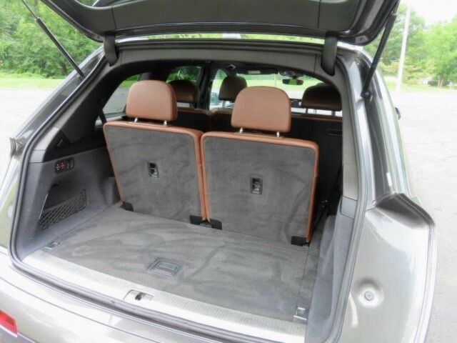 Серый Ауди Ку 7, объемом двигателя 3 л и пробегом 42 тыс. км за 17300 $, фото 13 на Automoto.ua