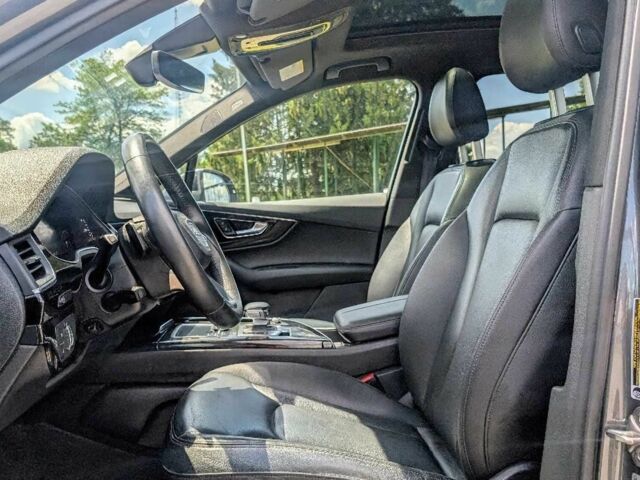 Ауди Ку 7 2019 в Киеве на Automoto.ua Серый Ауди Ку 7, объемом двигателя 3 л и пробегом 36 тыс. км за 13000 $, фото 7 на Automoto.ua