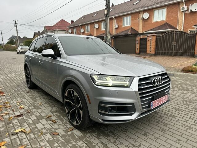 Серый Ауди Ку 7, объемом двигателя 3 л и пробегом 160 тыс. км за 28500 $, фото 1 на Automoto.ua