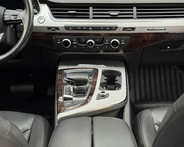 Ауді Ку 7 2019 у Белой Церкве на Automoto.ua Сірий Ауді Ку 7, об'ємом двигуна 2 л та пробігом 139 тис. км за 28999 $, фото 43 на Automoto.ua