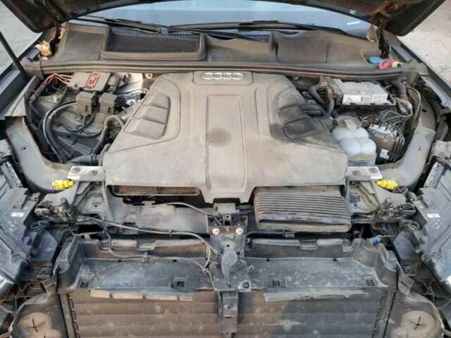 Сірий Ауді Ку 7, об'ємом двигуна 0 л та пробігом 90 тис. км за 8700 $, фото 11 на Automoto.ua