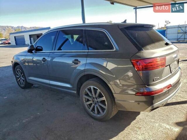 Серый Ауди Ку 7, объемом двигателя 3 л и пробегом 76 тыс. км за 8600 $, фото 1 на Automoto.ua