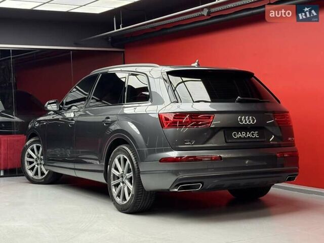 Ауди Ку 7 2019 в Киеве на Automoto.ua Серый Ауди Ку 7, объемом двигателя 3 л и пробегом 100 тыс. км за 48500 $, фото 21 на Automoto.ua