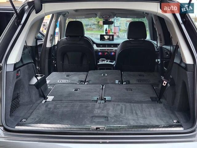 Серый Ауди Ку 7, объемом двигателя 1.98 л и пробегом 59 тыс. км за 32500 $, фото 34 на Automoto.ua