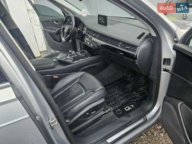 Серый Ауди Ку 7, объемом двигателя 3 л и пробегом 205 тыс. км за 18100 $, фото 22 на Automoto.ua