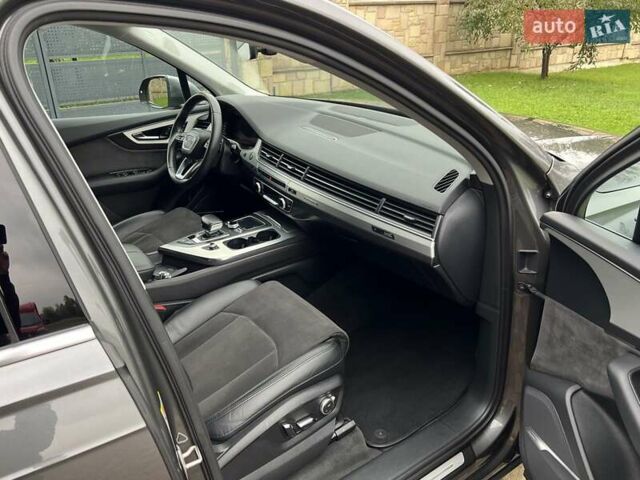 Серый Ауди Ку 7, объемом двигателя 2.97 л и пробегом 227 тыс. км за 44200 $, фото 26 на Automoto.ua