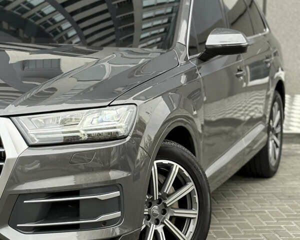 Ауді Ку 7 2019 у Белой Церкве на Automoto.ua Сірий Ауді Ку 7, об'ємом двигуна 2 л та пробігом 139 тис. км за 28999 $, фото 7 на Automoto.ua