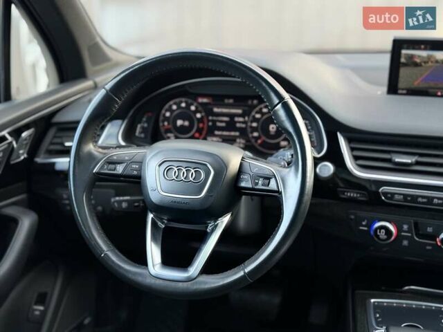 Серый Ауди Ку 7, объемом двигателя 3 л и пробегом 205 тыс. км за 23900 $, фото 50 на Automoto.ua