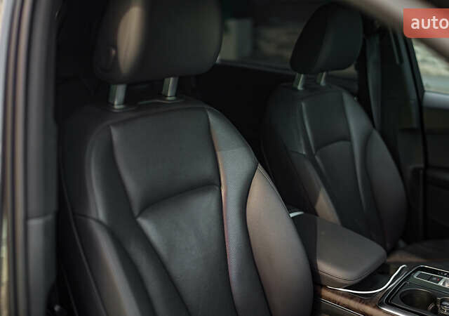 Серый Ауди Ку 7, объемом двигателя 3 л и пробегом 185 тыс. км за 40000 $, фото 9 на Automoto.ua