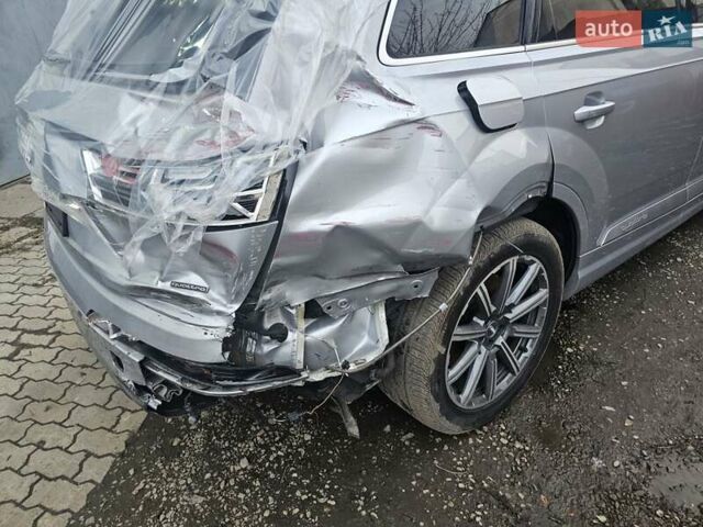 Серый Ауди Ку 7, объемом двигателя 3 л и пробегом 205 тыс. км за 18100 $, фото 17 на Automoto.ua