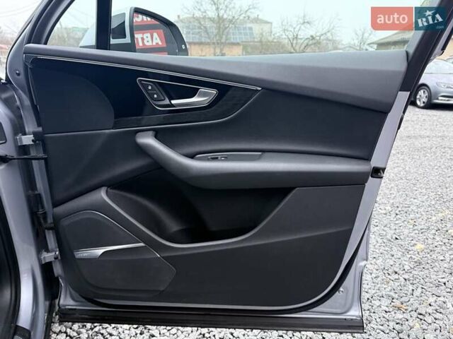 Серый Ауди Ку 7, объемом двигателя 3 л и пробегом 99 тыс. км за 30500 $, фото 26 на Automoto.ua