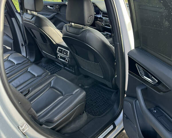 Серый Ауди Ку 7, объемом двигателя 3 л и пробегом 148 тыс. км за 37200 $, фото 31 на Automoto.ua