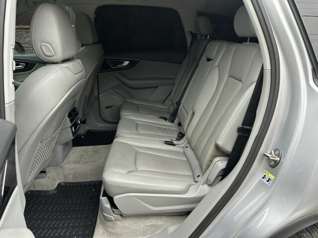 Серый Ауди Ку 7, объемом двигателя 3 л и пробегом 160 тыс. км за 28500 $, фото 5 на Automoto.ua