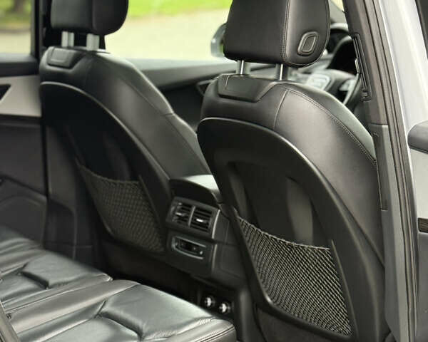 Серый Ауди Ку 7, объемом двигателя 2 л и пробегом 136 тыс. км за 25900 $, фото 74 на Automoto.ua